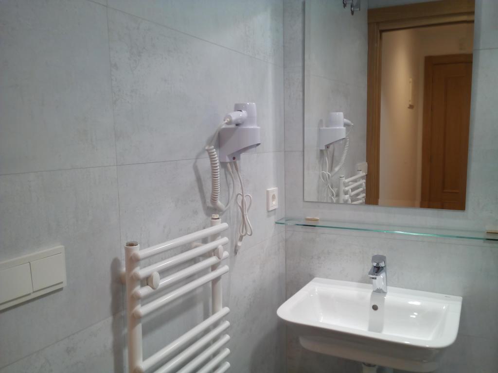 Sarasate Hostal *